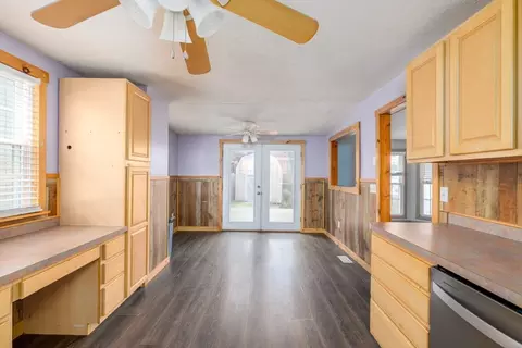 Entry Way - 73 North St, Ware, MA 01082 photo 1 of 2