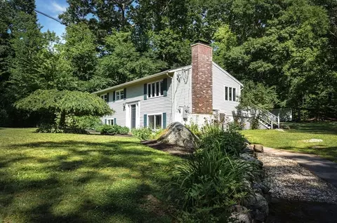 280 Randall Rd, Berlin, MA 01503 photo 3