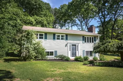 280 Randall Rd, Berlin, MA 01503
