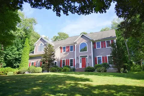 31 Wyman Rd, Lexington, MA 02420