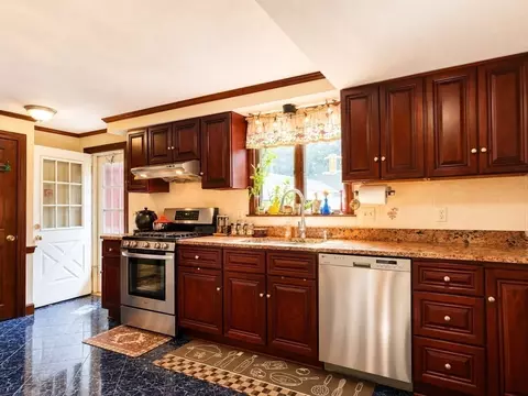 19 Cavanaugh Rd, Braintree, MA 02184 photo 17