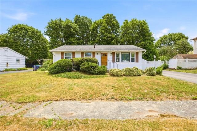 20 Pine Hill Ter, Rockland, MA 02370