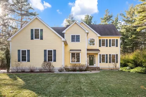 120 S Walpole St, Sharon, MA 02067
