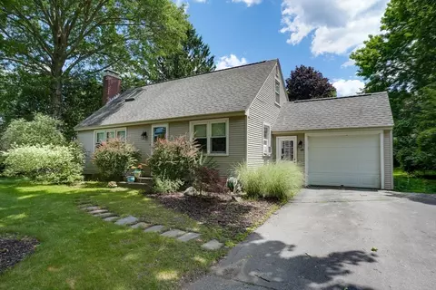 18 Cortland Dr, Westborough, MA 01581