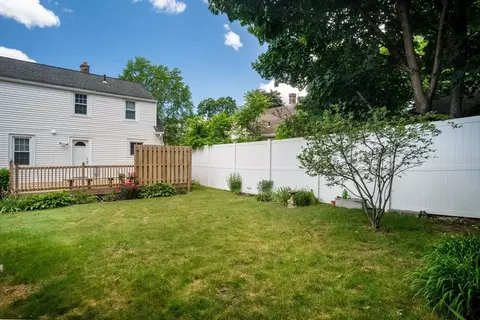 43 Ellsworth Ave, Springfield, MA 01118 photo 27