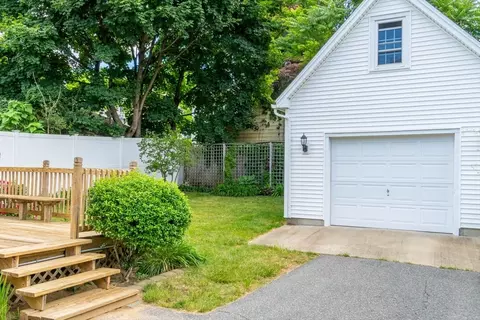 43 Ellsworth Ave, Springfield, MA 01118 photo 29