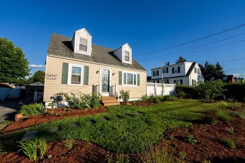 46 S Bowdoin St, Lawrence, MA 01843