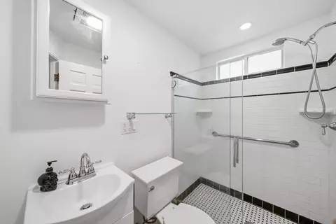 180 Broad Mdw, Needham, MA 02492 photo 14
