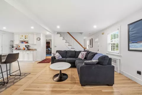 180 Broad Mdw, Needham, MA 02492 photo 5