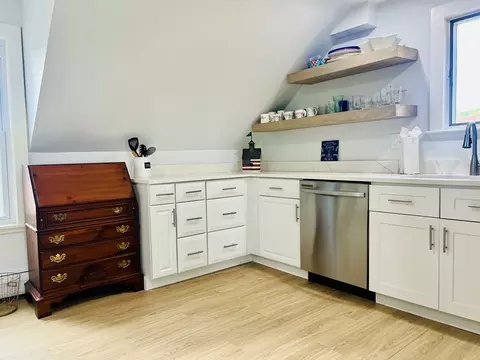 Kitchen - 30 Chapel St #B, Gloucester, MA 01930 photo 3 of 6