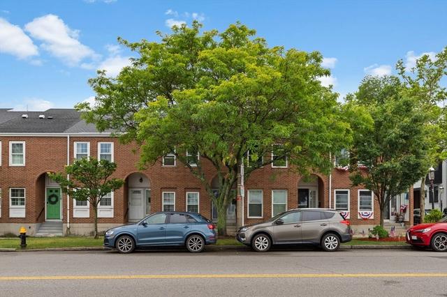 22 Austin St, Charlestown, MA 02129