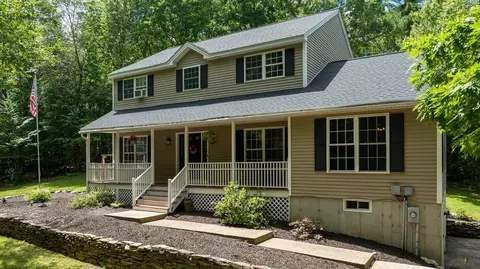 171 Farm Pond Rd, Oakham, MA 01068