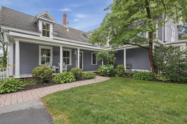 239 Fairmount St, Lowell, MA 01852