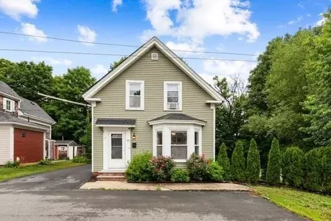 30 E Greenwood St, Amesbury, MA 01913