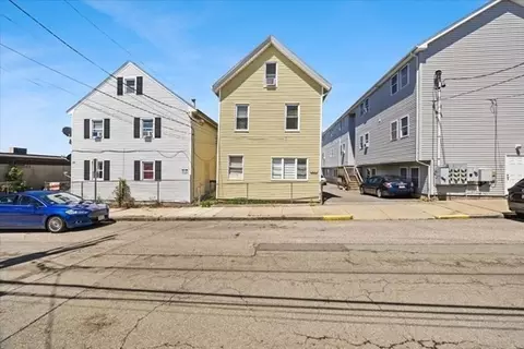 30 Orange St, Fall River, MA 02720 photo 1
