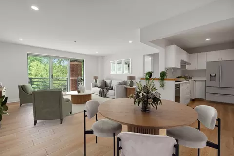 273 Cambridge Rd #205, Woburn, MA 01801