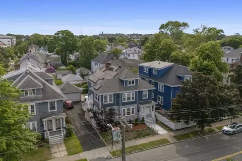 204 Eastern Ave, Lynn, MA 01902 photo 2
