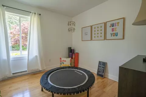 305 Scadding St, Taunton, MA 02780 photo 16