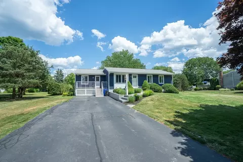 305 Scadding St, Taunton, MA 02780