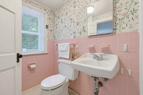 602 Elm St, Walpole, MA 02081 photo 13