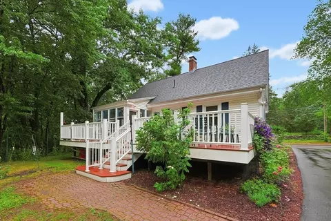 602 Elm St, Walpole, MA 02081 photo 27