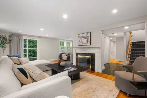 Living - 155 Oak St, Needham, MA 02492 photo 2 of 4