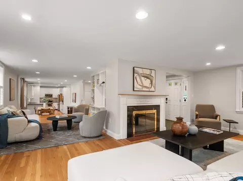 Living - 155 Oak St, Needham, MA 02492 photo 3 of 4