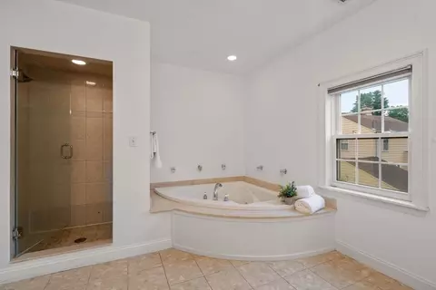 Bath - 155 Oak St, Needham, MA 02492 photo 2 of 4