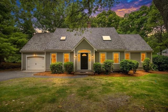 30 Currycomb Cir, Barnstable, MA 02668