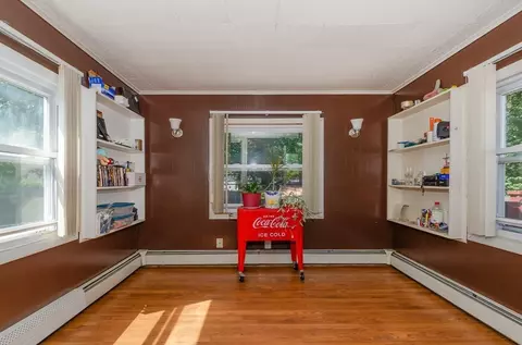 263 Maple St, Warwick, RI 02888 photo 5