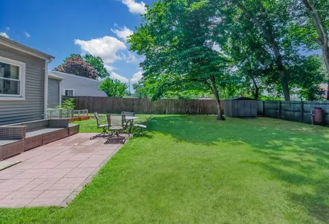 263 Maple St, Warwick, RI 02888 photo 16