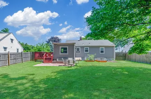 263 Maple St, Warwick, RI 02888 photo 15