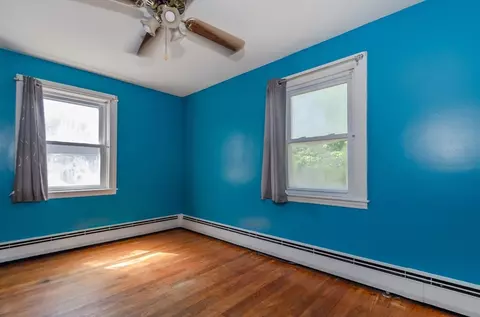 263 Maple St, Warwick, RI 02888 photo 11