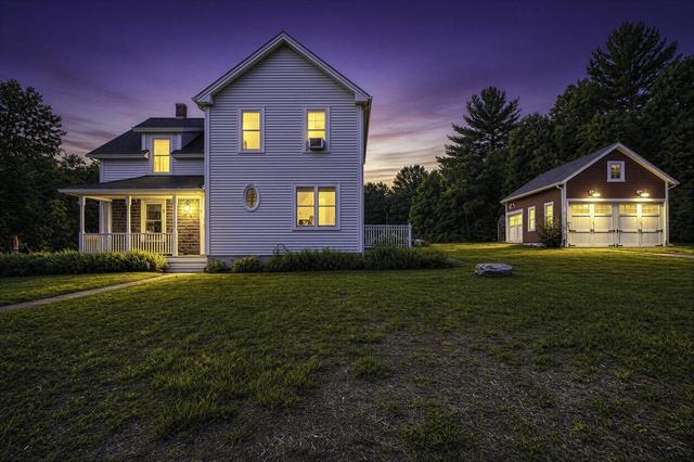 45 Highland St, Whitinsville, MA 01588