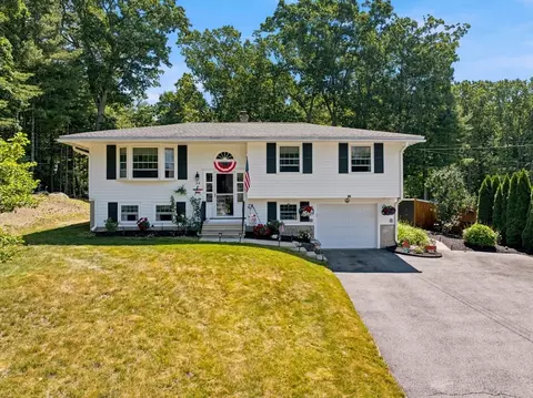 24 Old Stage Rd, Chelmsford, MA 01824