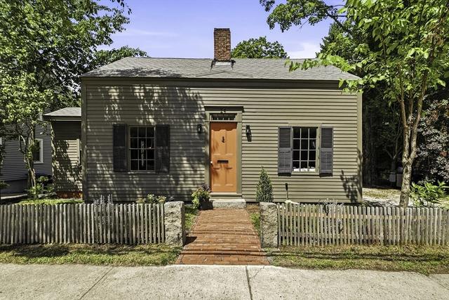 24 School St, Westborough, MA 01581