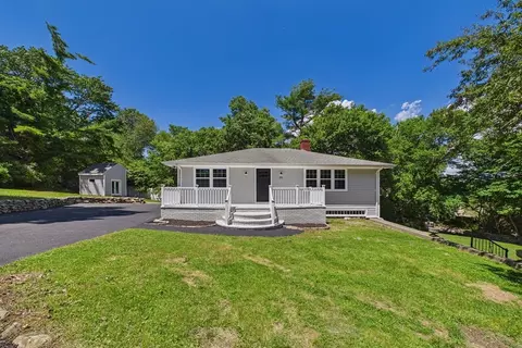 24 David Rd, Westport, MA 02790