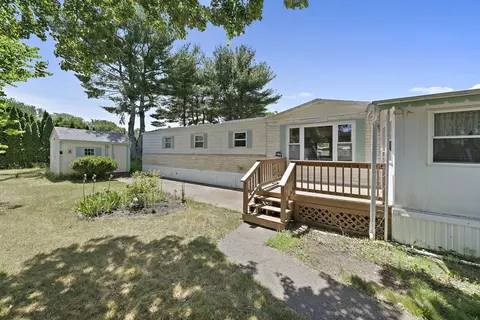 6 Northway, Taunton, MA 02780