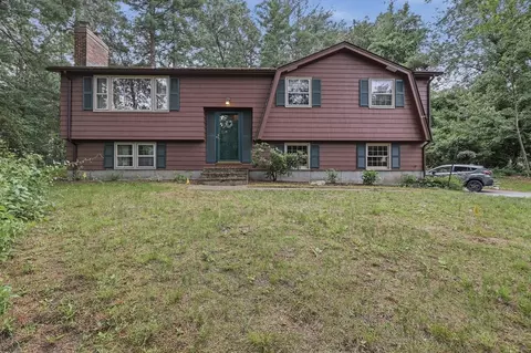17 Sherwood Dr, Westford, MA 01886