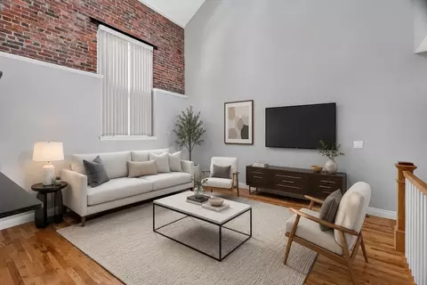 336 Saratoga St #1, Boston, MA 02128