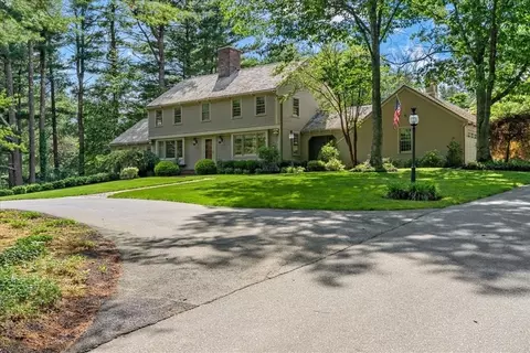 175 Pine St, Norwell, MA 02061