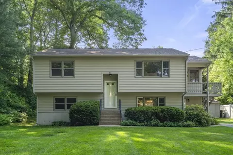 21 Andrews St, Bellingham, MA 02019