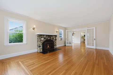 255 Madison St, Dedham, MA 02026 photo 7
