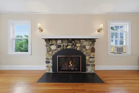 255 Madison St, Dedham, MA 02026 photo 9
