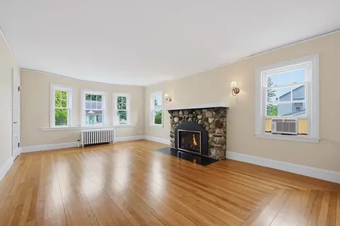 255 Madison St, Dedham, MA 02026 photo 8