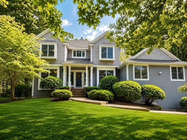 4 Burnham Dr, North Reading, MA 01864