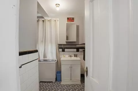 556 High St, Fall River, MA 02720 photo 14