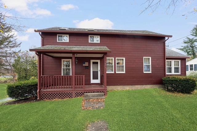 1076 Hill St, Northbridge, MA 01534