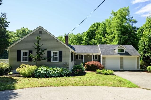 168 Cushing St, Hingham, MA 02043