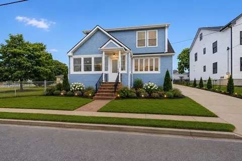 298 King St, Fall River, MA 02724 photo 1